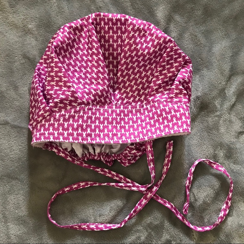 *SOLD* NWOT Surgical Bouffant Cap